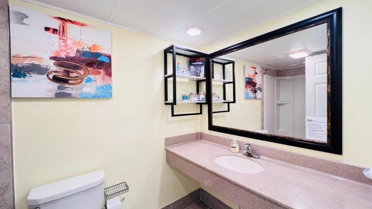 New ! Unique Oceanfront Condo At Ocean Reef Resort-Free Parking - Amazing Pools Миртл-Бич Экстерьер фото